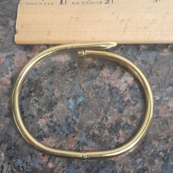 Unisex Goldtone "Nail" Bracelet...New...(Matching Nail Ring is available) - Picture 4 of 7